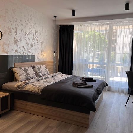 A-Brilliant, New! Spacious & Modern Apartment In Varna Whit Garage Ngoại thất bức ảnh