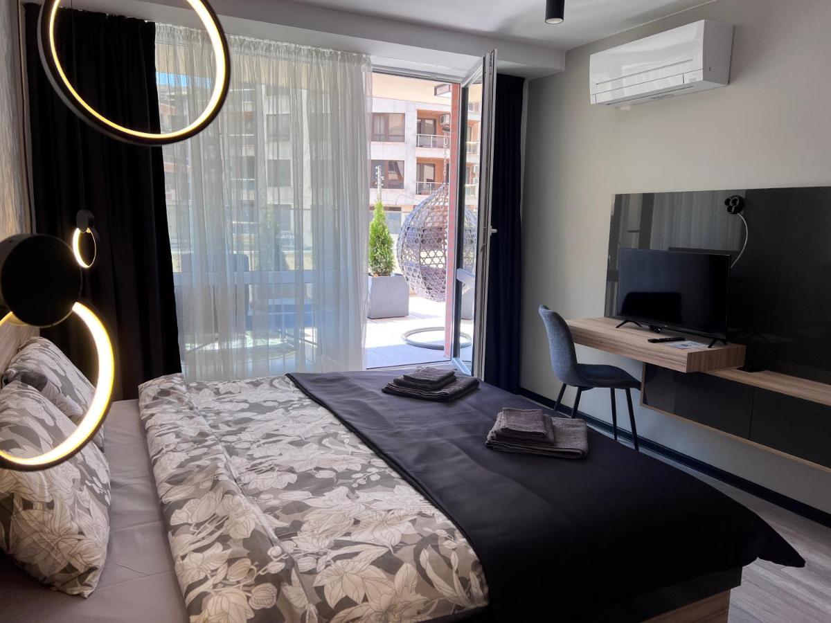 A-Brilliant, New! Spacious & Modern Apartment In Varna Whit Garage Ngoại thất bức ảnh